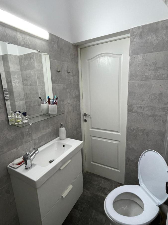 Centru Charming New Apartament Piata Universitate Bucharest